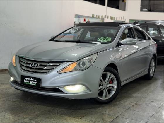 HYUNDAI SONATA 2.4 MPFI I4 16V 182CV GASOLINA 4P AUTOMÁTICO HYUNDAI SONATA 2.4 MPFI I4 16V 182CV GASOLINA 4P AUTOMÁTICO